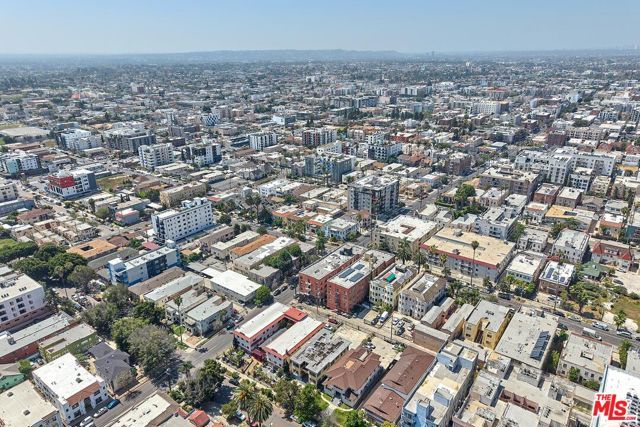905 S Catalina Street, Los Angeles, CA 90006