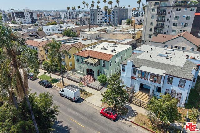 905 S Catalina Street, Los Angeles, CA 90006