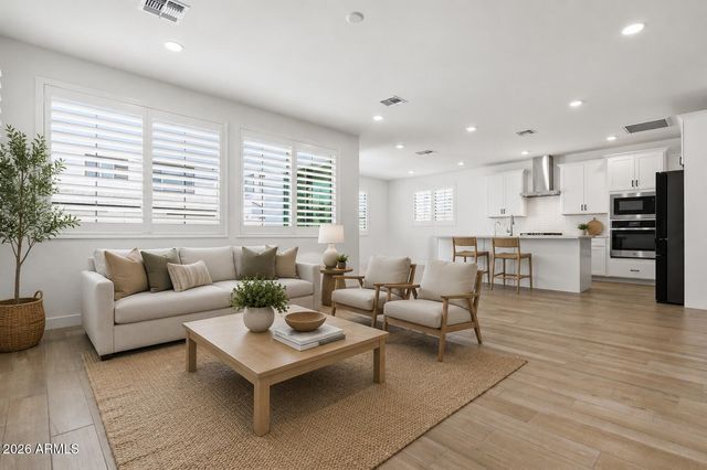 5738 S BOULDER Street, Gilbert, AZ 85298