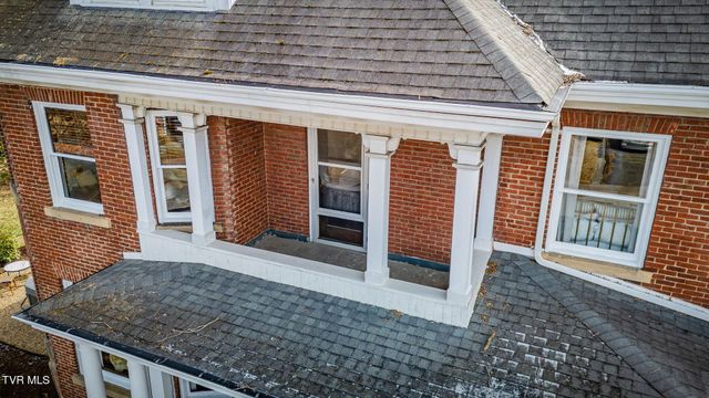 717 West Pine Street, Johnson City, TN 37604