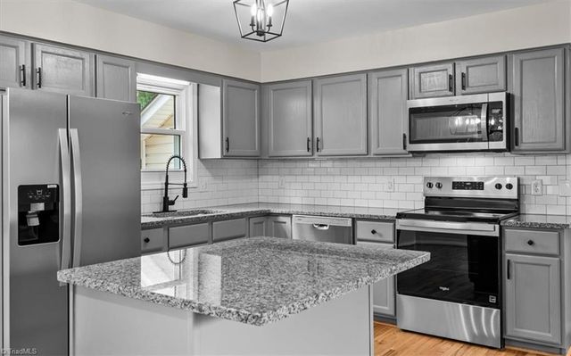 8309 Deep Valley Road, Summerfield, NC 27358