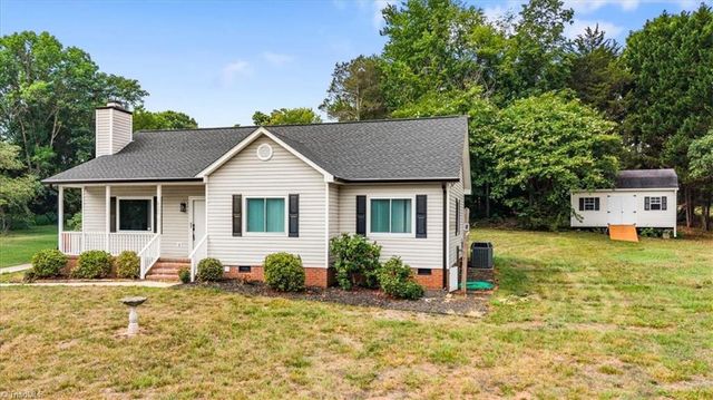 8309 Deep Valley Road, Summerfield, NC 27358