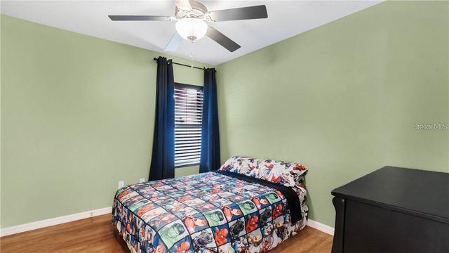 431 MIDWAY AVENUE, Mascotte, FL 34753