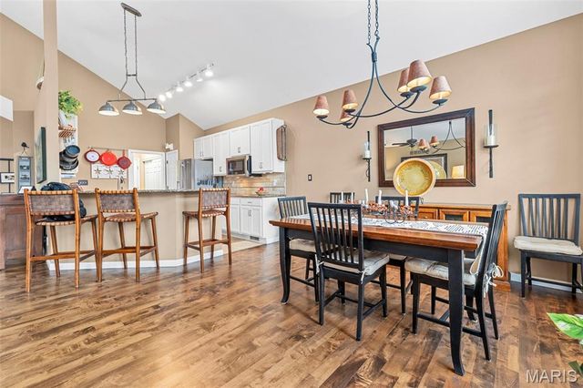 145 Brickyard Drive, Golden Eagle, IL 62036