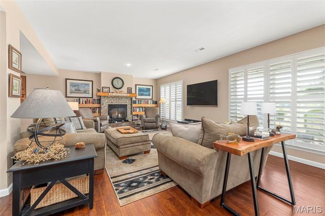 145 Brickyard Drive, Golden Eagle, IL 62036