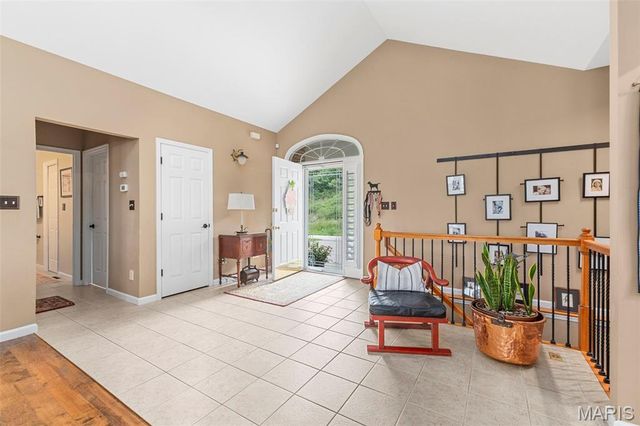 145 Brickyard Drive, Golden Eagle, IL 62036