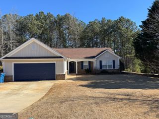 305 Bradford Court, Auburn, GA 30011