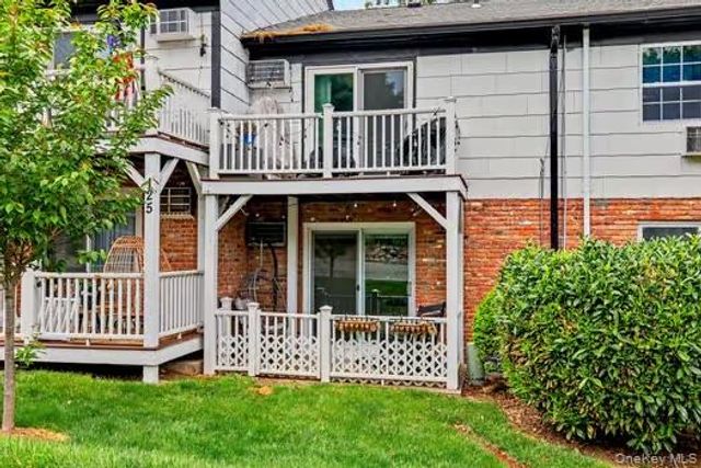 129 Parkside Drive, Suffern, NY 10901