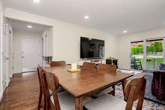 129 Parkside Drive, Suffern, NY 10901