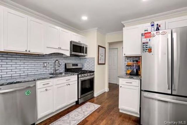 129 Parkside Drive, Suffern, NY 10901
