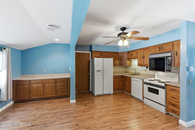 14 Medford Road 61, Whiting, NJ 08759