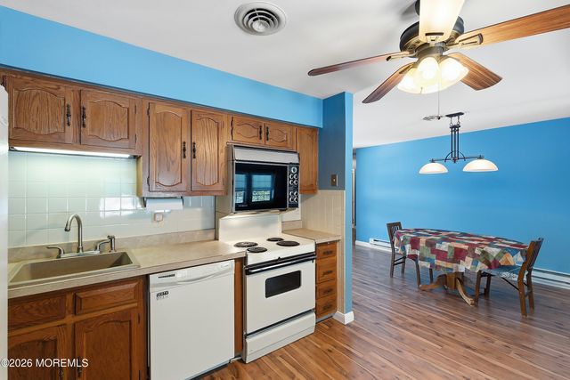 14 Medford Road 61, Whiting, NJ 08759