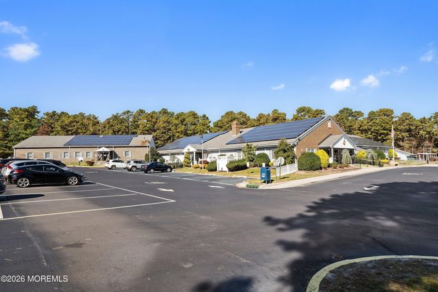 14 Medford Road 61, Whiting, NJ 08759