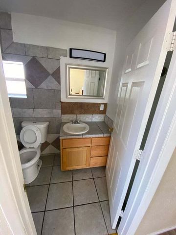 3022 Aaron Court SW, Albuquerque, NM 87105