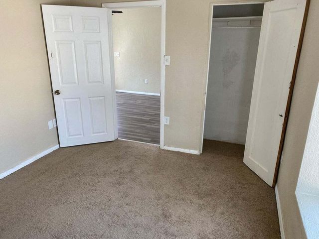 3022 Aaron Court SW, Albuquerque, NM 87105
