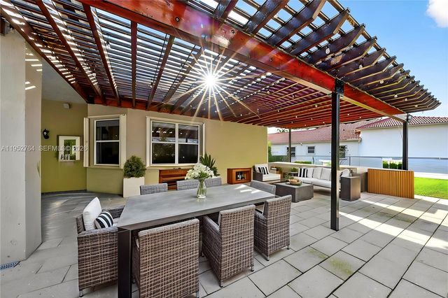 13003 SW 41st St, Davie, FL 33330