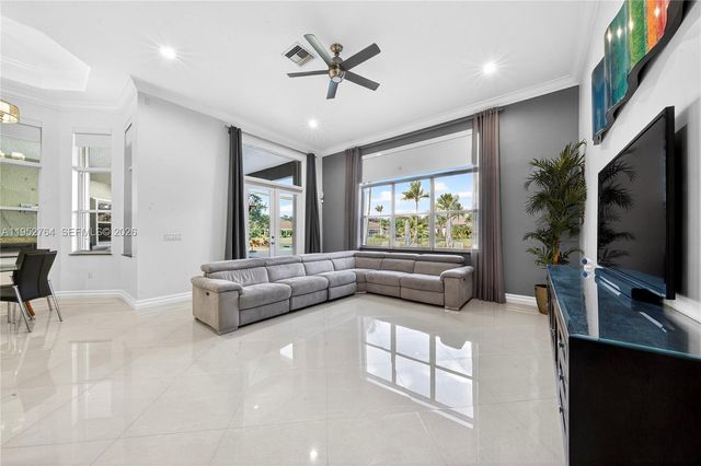 13003 SW 41st St, Davie, FL 33330