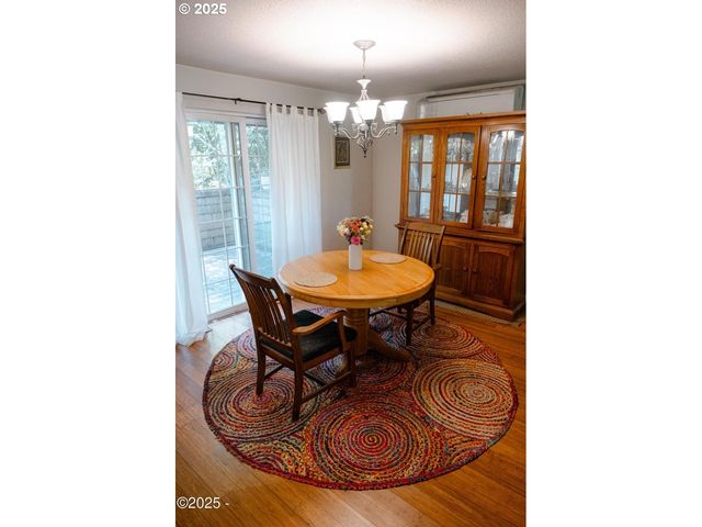 5460 PALISADES Dr, Lincoln City, OR 97367