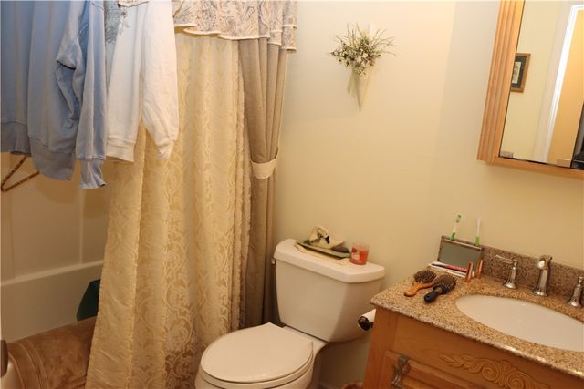 6316 Whispering Woods Dr., Williamson, NY 14589