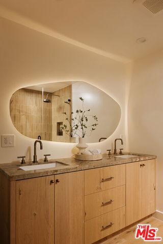 4321 Glenalbyn Drive, Los Angeles, CA 90065