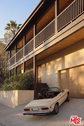 4321 Glenalbyn Drive, Los Angeles, CA 90065