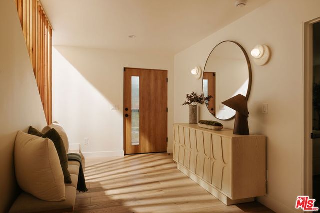 4321 Glenalbyn Drive, Los Angeles, CA 90065