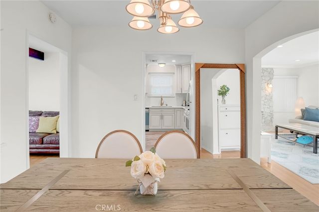 9812 S Denker, Los Angeles, CA 90047