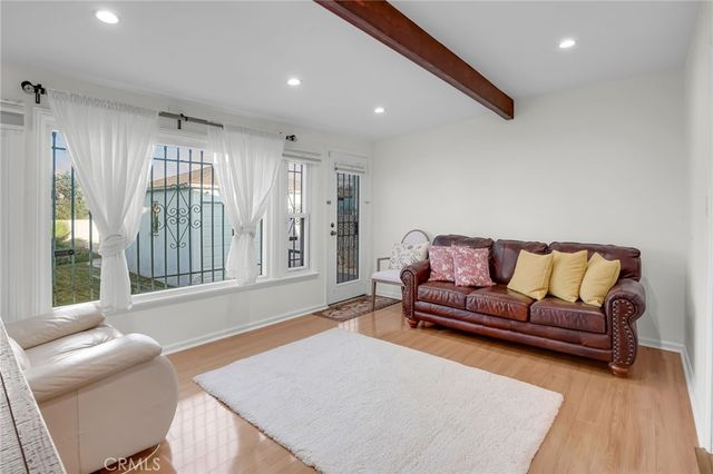 9812 S Denker, Los Angeles, CA 90047