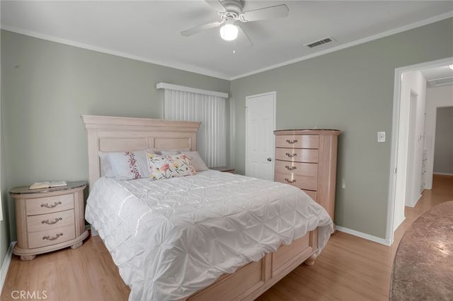 9812 S Denker, Los Angeles, CA 90047