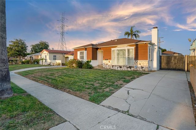 9812 S Denker, Los Angeles, CA 90047