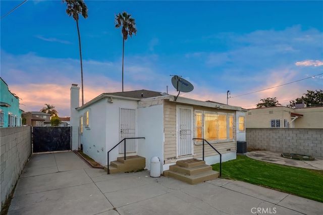 9812 S Denker, Los Angeles, CA 90047
