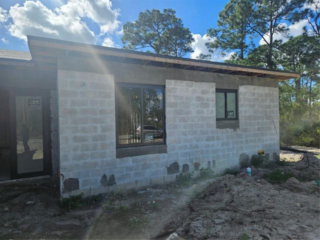 2615 25TH STREET W, Lehigh Acres, FL 33971