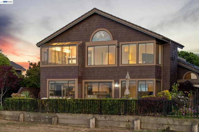 2857 Sea View Pkwy, Alameda, CA 94502