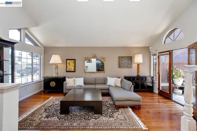 2857 Sea View Pkwy, Alameda, CA 94502