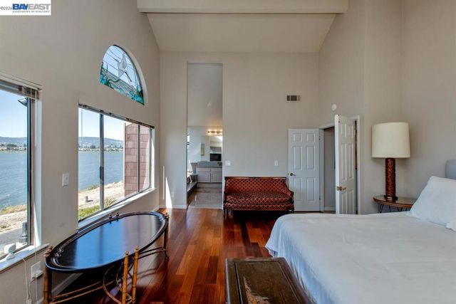 2857 Sea View Pkwy, Alameda, CA 94502