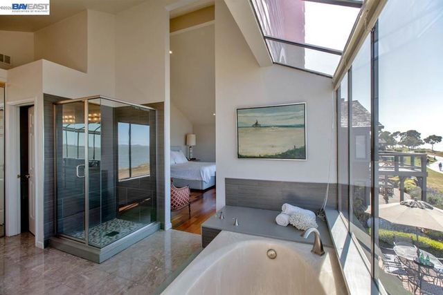 2857 Sea View Pkwy, Alameda, CA 94502