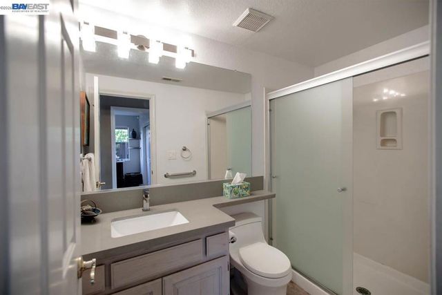 2857 Sea View Pkwy, Alameda, CA 94502