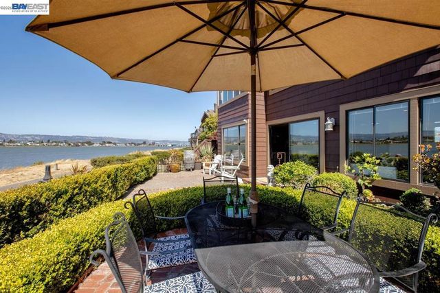 2857 Sea View Pkwy, Alameda, CA 94502