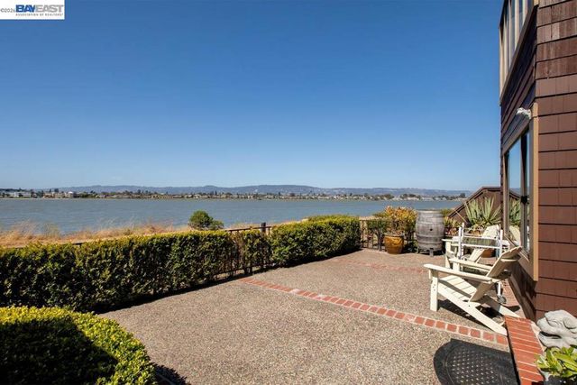 2857 Sea View Pkwy, Alameda, CA 94502