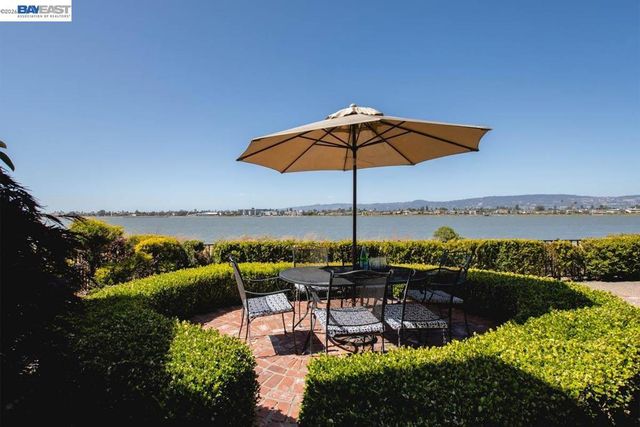 2857 Sea View Pkwy, Alameda, CA 94502