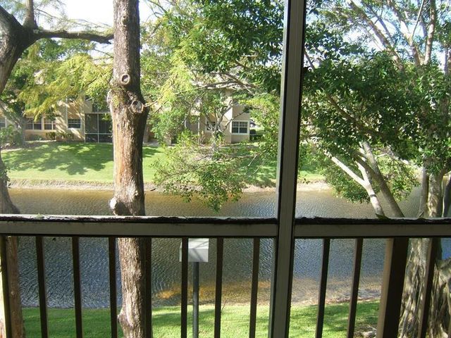 611 CYPRESS LAKE Boulevard H15, Deerfield Beach, FL 33064