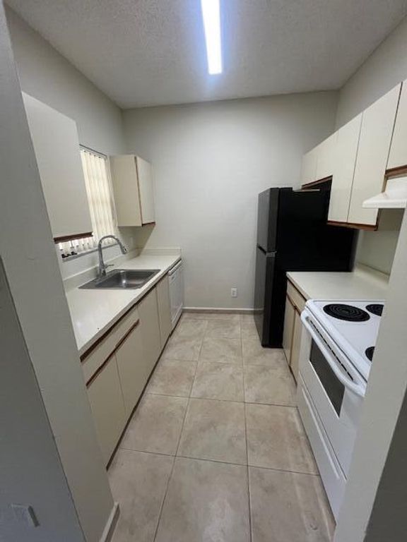 611 CYPRESS LAKE Boulevard H15, Deerfield Beach, FL 33064