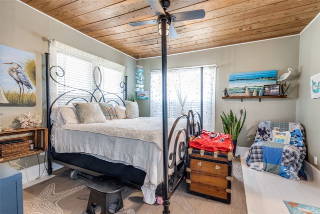 435 Elm Street, Palo Pinto, TX 76484