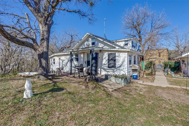 435 Elm Street, Palo Pinto, TX 76484