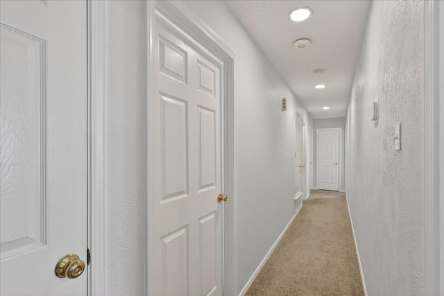 2222 Honey Creek Lane, Arlington, TX 76006