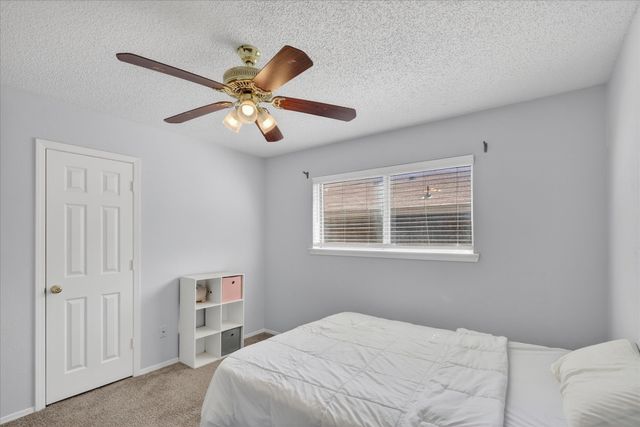 2222 Honey Creek Lane, Arlington, TX 76006