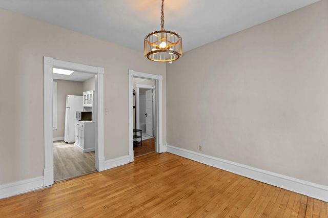 1673 Van Buren Avenue, Saint Paul, MN 55104