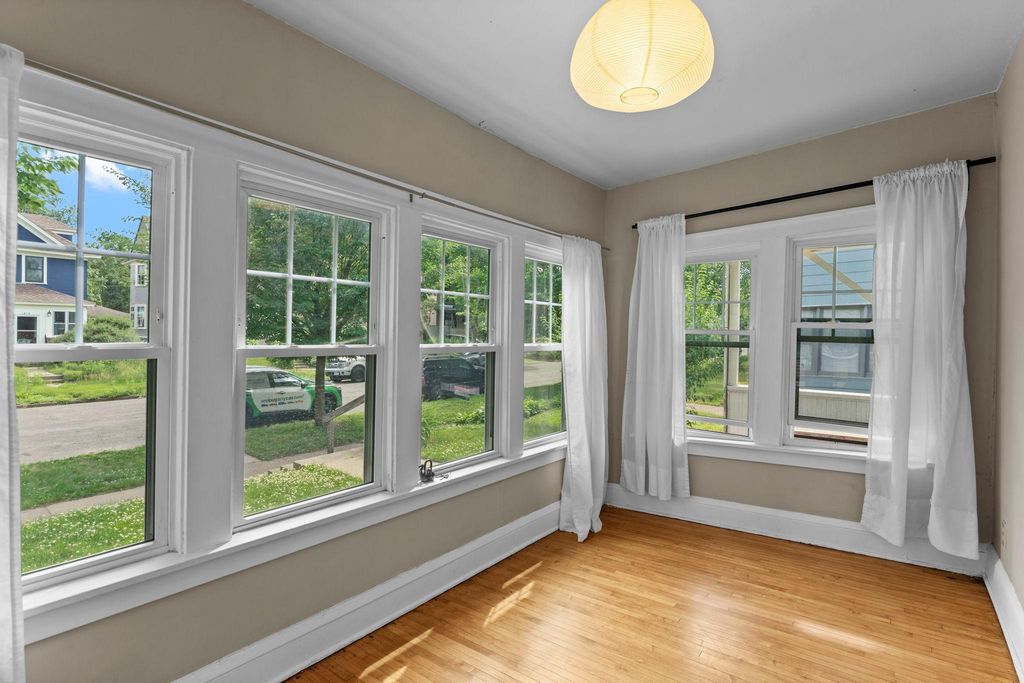 1673 Van Buren Avenue, Saint Paul, MN 55104 — photo 5