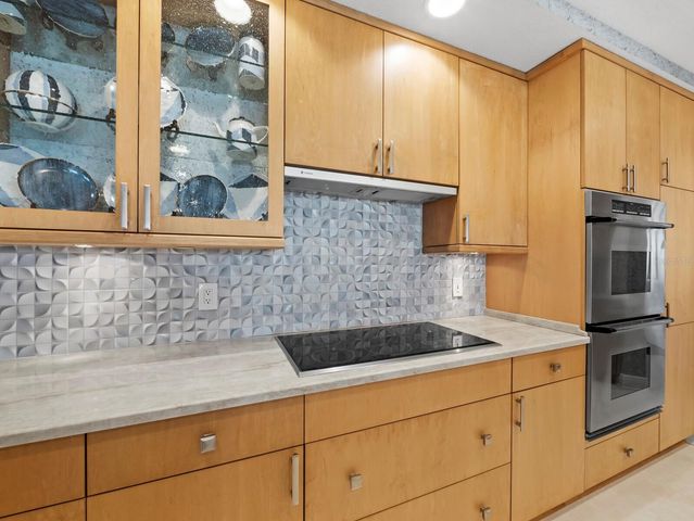 35 WATERGATE DRIVE 1403, Sarasota, FL 34236