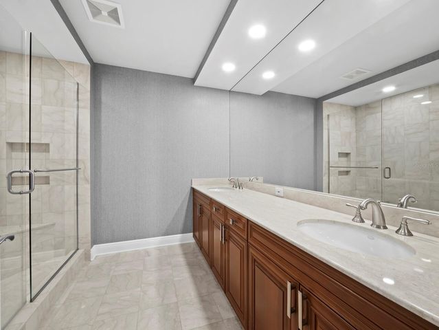 35 WATERGATE DRIVE 1403, Sarasota, FL 34236